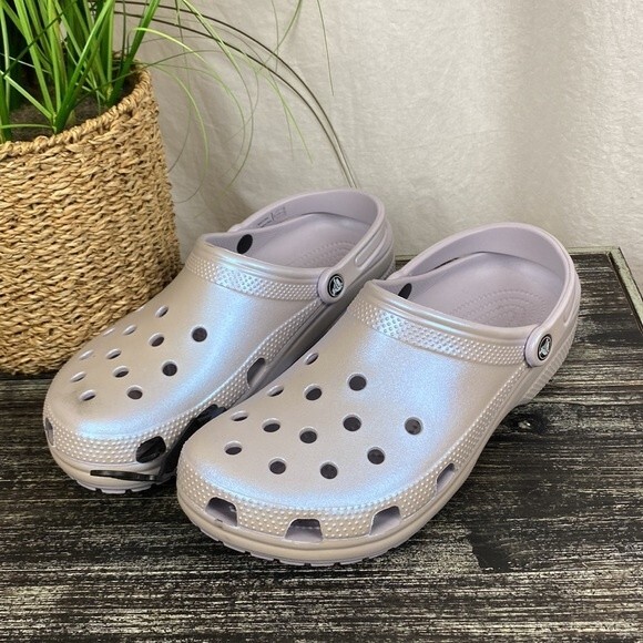 Crocs Women’s Gray Slip On Classic Clog Shoes 11 NEW - Picture 2 of 7